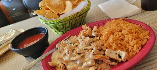 Pollo con Crema $8.99 on Fridays