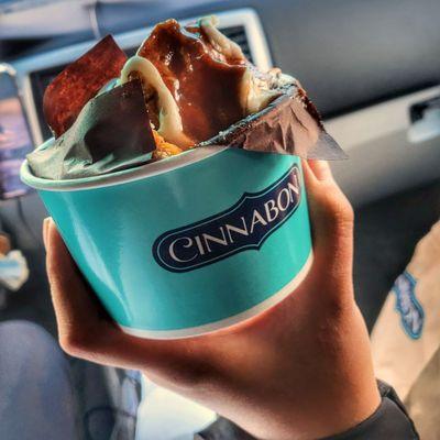 Cinnabon