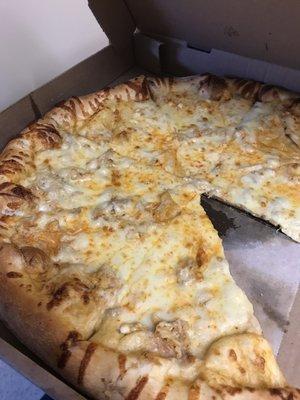 Buffalo chicken wing pizza