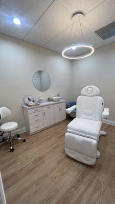 Brandon Boggs MD Inc Medical Spa Exam Room