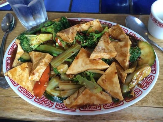 Spicy bean curd with vegetables.