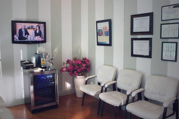 Panorama City Dentist, General Dentist, Cosmetic Dentist, Implant Dentist, Orthodontist, Braces