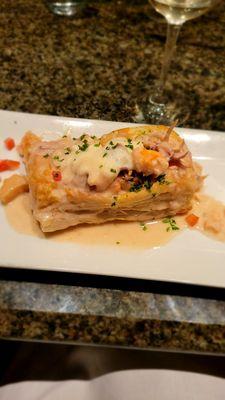 Seafood over pastry puff