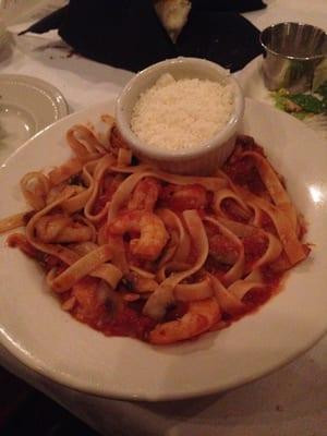 The pasta was decent but the shrimp tasted like it was previously frozen.