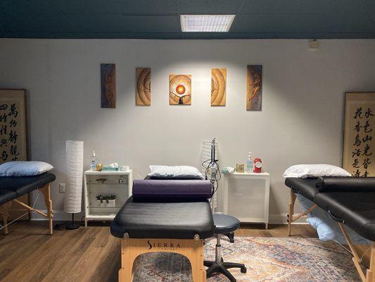 Our Community Style Acupuncture Room. Treatments for $30!