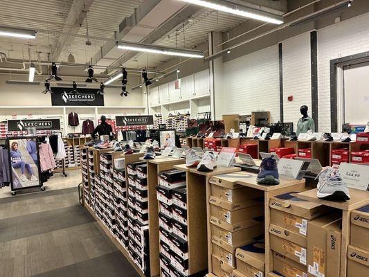 DSW Designer Shoe Warehouse