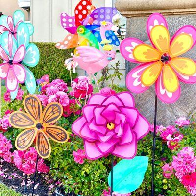 Surprise Pinwheel decorations for yards