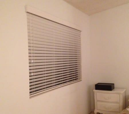 4' x 6' custom blind installed in less than 30 minutes and old blinds removed.