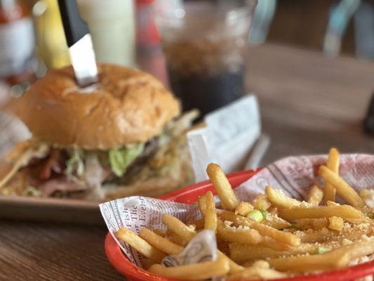 Pipo Burger and Truffle Fríes