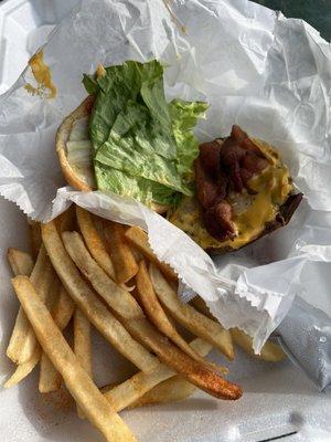 Small Bacon Cheeseburger Combo Lunch (no Mayo)