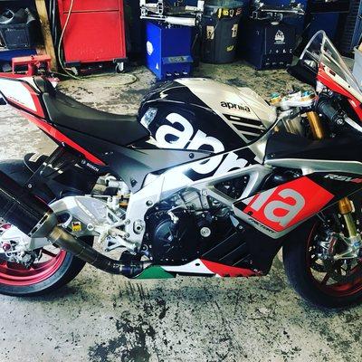 Aprilia rsv4