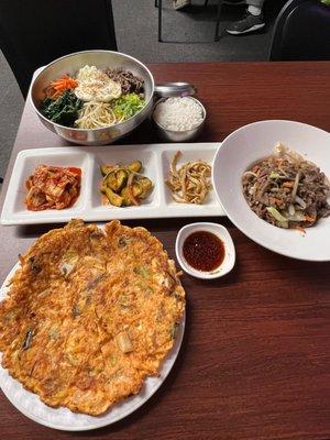 Bimbap, kimchi pancake, bon chon, Bulgogi