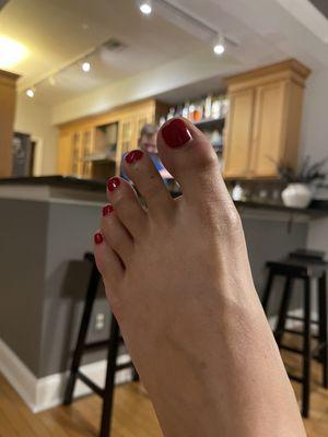 OPI Big Apple Red pedi