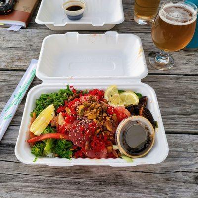 Poke Bowl w/ salmon and tuna Harpsichord Irish Style Lager (Lazy Circles)