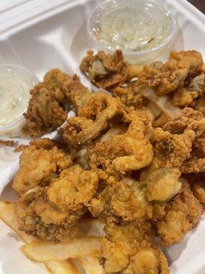 Large Clam Plate with Fries and Coleslaw