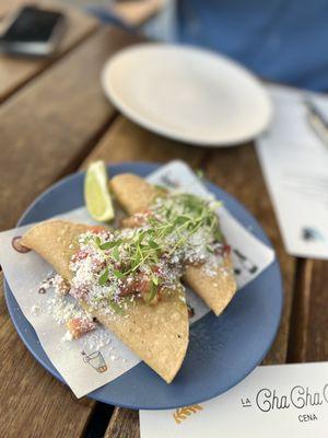 Tacos dorados