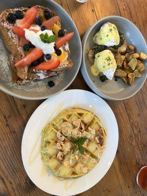 Lemon and ricotta waffle, eggs Benedict, and waffle.