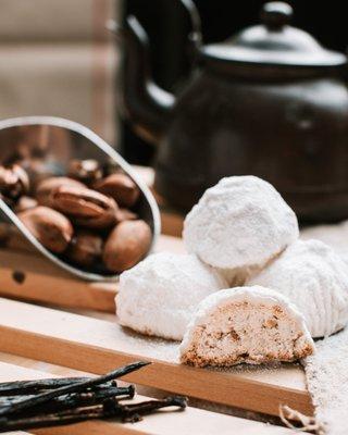 GLUTEN FREE PECAN SNOWBALL MINI COOKIES