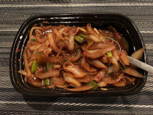 Mongolian Beef with mostly onions and very little beef! $9.95 for 90% onions...Very Deceiving!