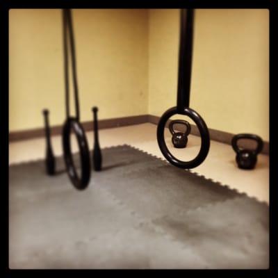 Ultimate body understanding, by bringing the new with the ancient. Indian Clubs, gymnastic rings, kettle bells YOUR BODY!