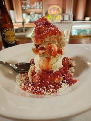 Strawberry shortcake dessert