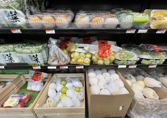 Lovely assortment of carefully wrapped Asian Pears!