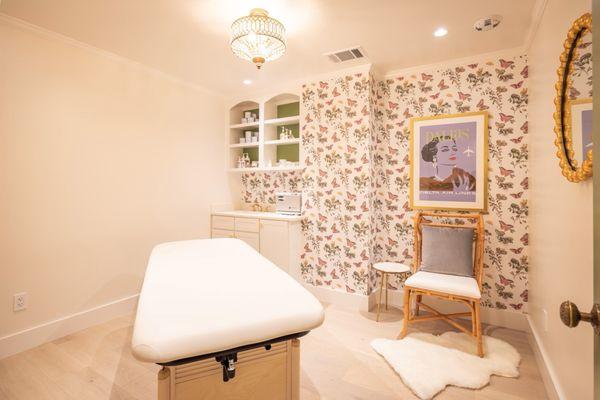 Stunning treatment room!