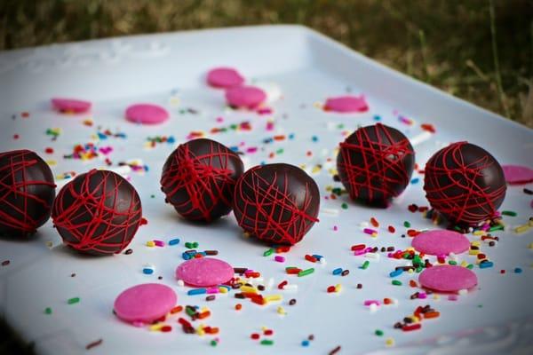 Red Velvet Cake Pops