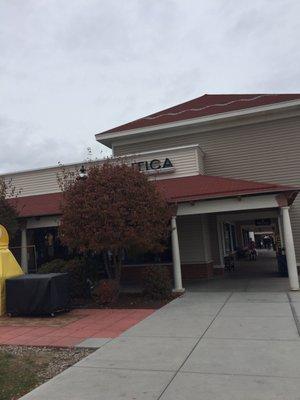 Nautica of Wrentham -- Wrentham Outlets : 1 Premium Outlet Boulevard, Wrentham              Storefront