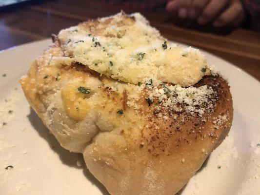 Beer cheese pull-apart bread