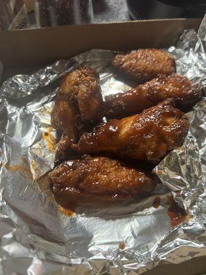 Hot bbq wings!