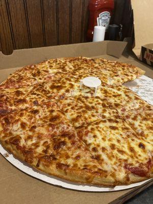 Large Cheese Pizzas ‍