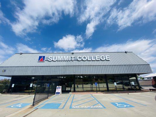 Summit College - El Cajon Campus