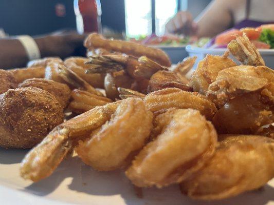 Shrimp & onion rings