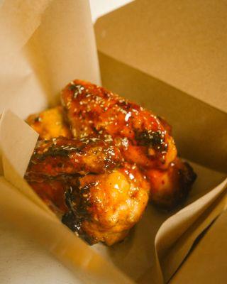 Spicy honey flavored wings