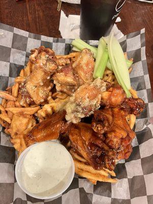 Garlic parm and citrus chipotle bbq basket with regular fries