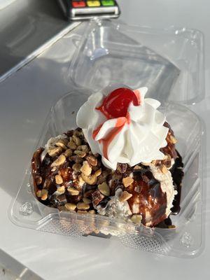 Hot Fudge Brownie Sundae. VERY DELICIOUS