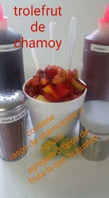 Trolefrut de chamoy Contiene raspa del sabor que gustes o chamoyada y tres frutas que gustes esta delicioso