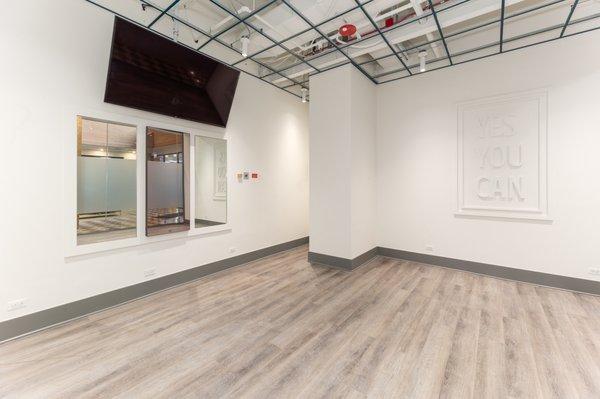 244 E. Pearson Yoga Room with Fitness Mirror