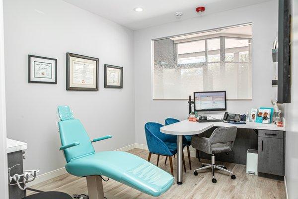 This is one of our consult rooms. All new patients will be seen in this room first to discuss treatment needs.