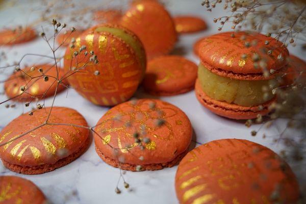 White lotus seed paste macarons for Midautumn Festival