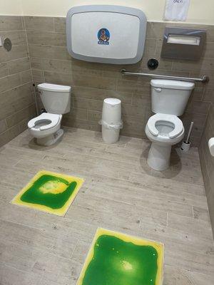 Kid toilet too and fun gel pads