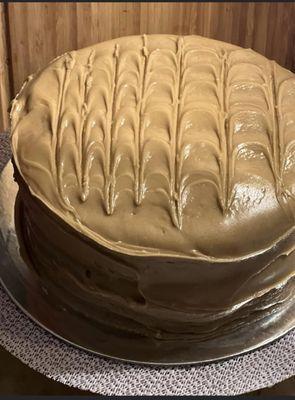 Southern caramel cake  rich creamy southern caramel icing butter layers