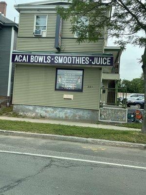 Juice smoothie place