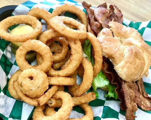 BLT Croissant w/onion rings