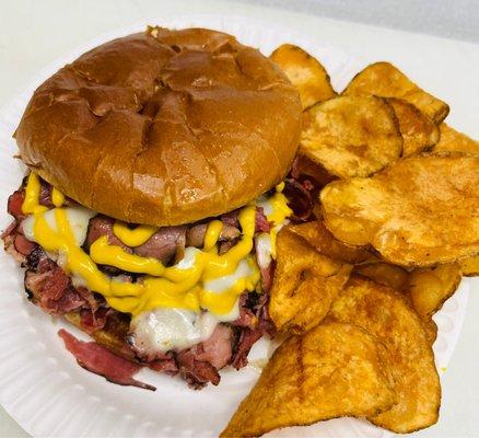 Pastrami & Swiss w/ homemade chips