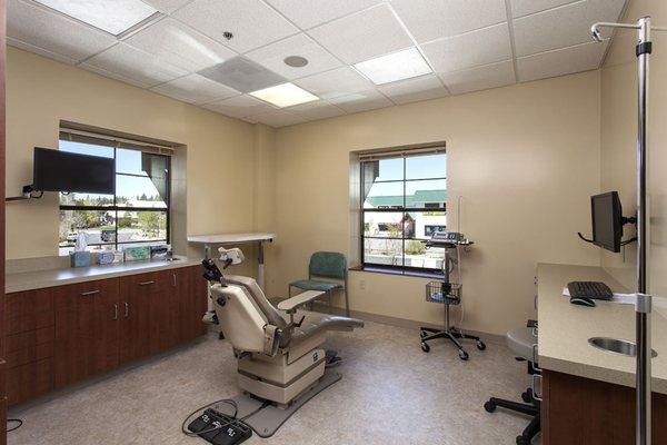 Tahoe Oral Surgery And Implant Center