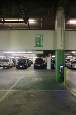 SemaConnect smart EV charging station at Independence Plaza, Denver