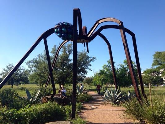 The fact that I find this spider sculpture more interesting from behind might say more about me than it does the artist...