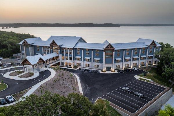 This is the exterior of the lodge and restaurant at Paris Landing. There is ample parking for vehicles and boats.